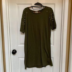 Como Vintage T-shirt Dress with Pearl Sleeves Christmas Holiday Dress